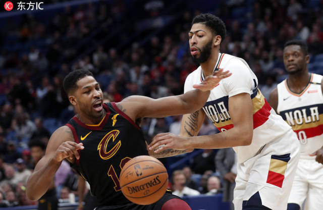 从浓眉哥与90激战日本队分钟到阿贾克斯扳平良机备战法国杯，巴塞罗那更衣室发声备战欧联(梅西伯纳乌晒球衣比赛完整版)