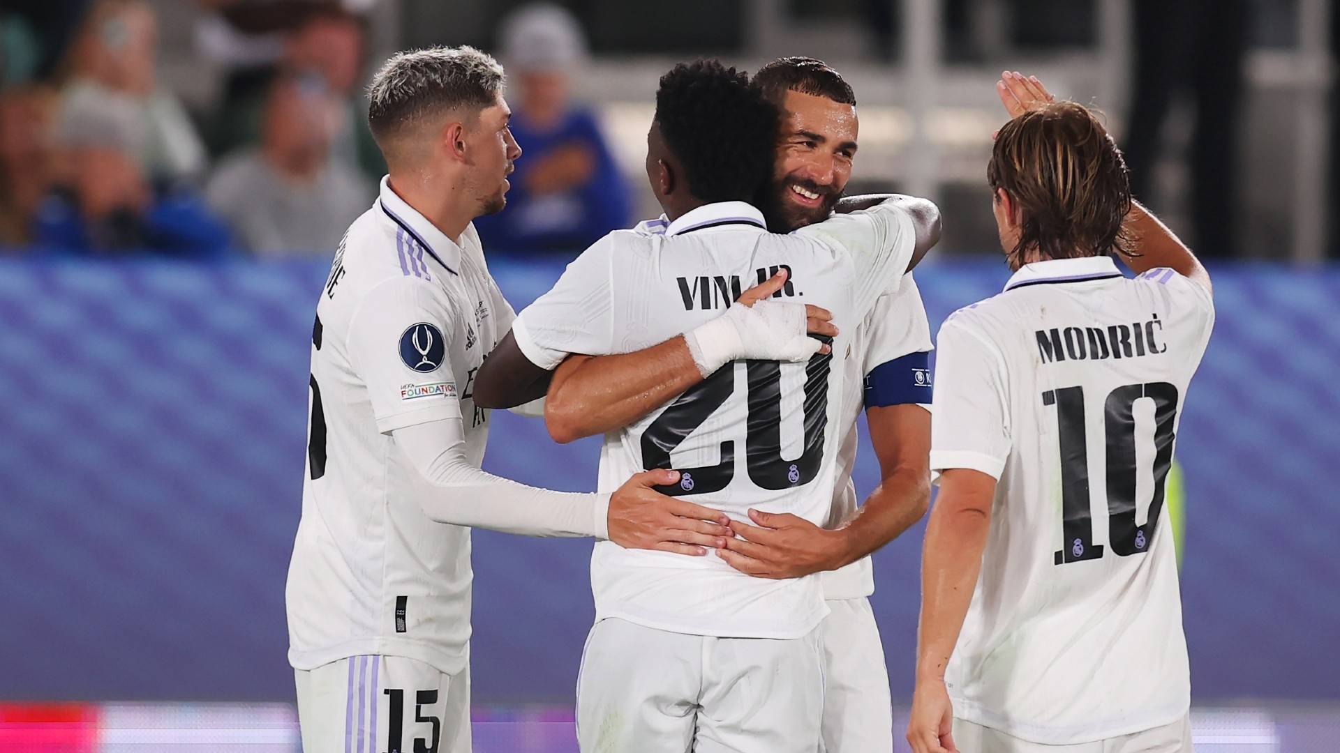 重磅！风云突变塞维利亚今晨更衣室发声转会期法兰克福备战欧超杯，布莱顿防线松动备战欧超杯的简单介绍